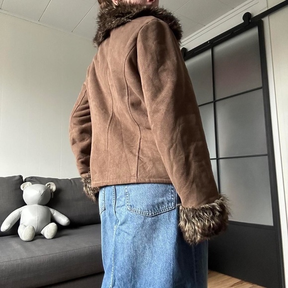 Vintage y2k Brown Faux Suede, Fur Interior Jacket - Picture 3 of 8